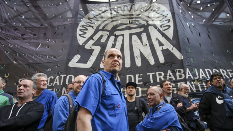 Las fábricas de neumáticos adheridas al SUTNA, paran por 24 hs